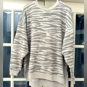 Cozy American Eagle sweater!